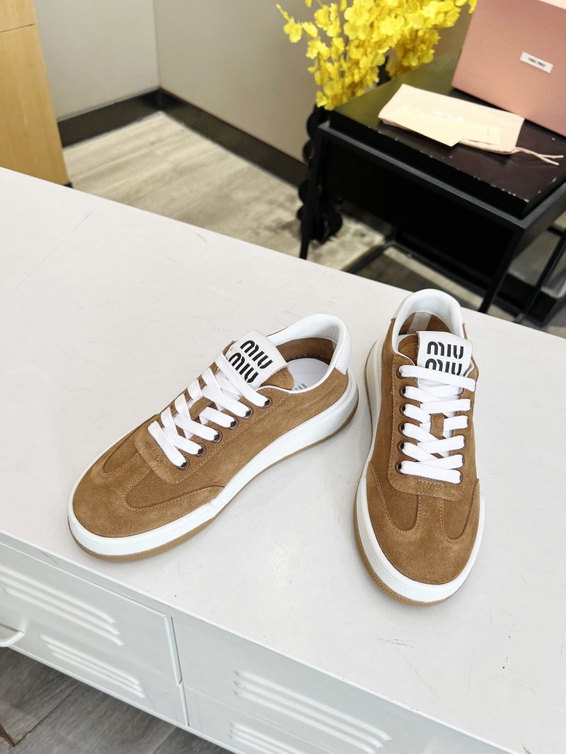 Miu Miu Casual Shoes